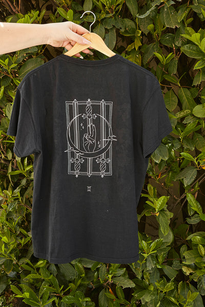 "Partenope collection THREE OF SWORDS" short sleeve cotton black T-Shirt